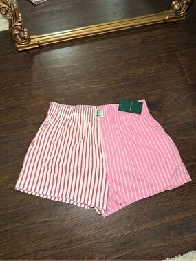 Two-Tone Pink Striped Pull-On Women's Shorts